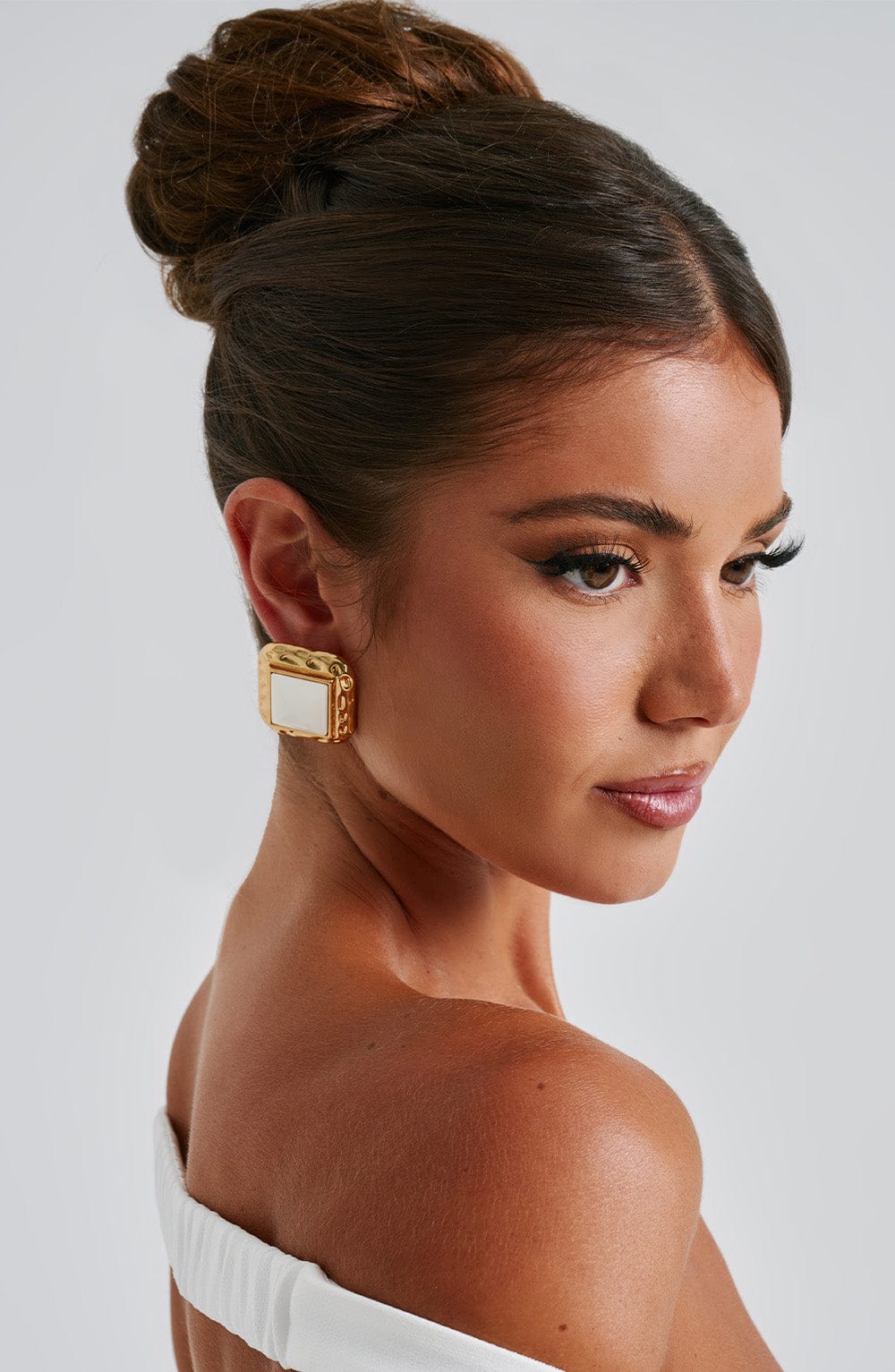 Kennedy Earrings - Ivory/Gold Accessories ONE SIZE Babyboo Fashion Premium Exclusive Design